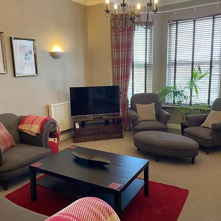 Number 10 Service Apartment - Danes Southampton Exteriör bild
