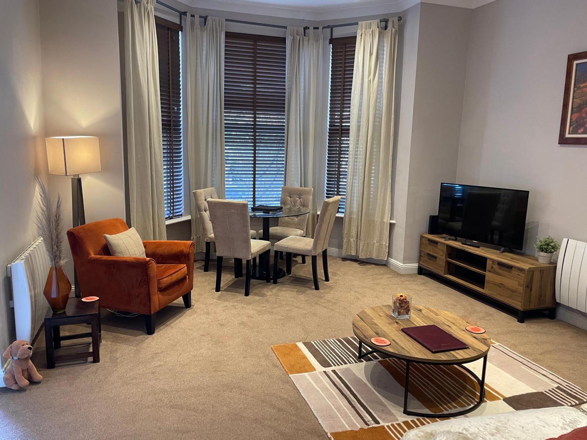 Number 10 Service Apartment - Danes Southampton Exteriör bild